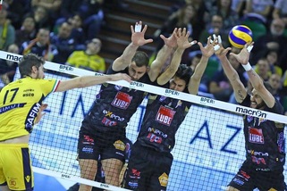 Civitanova, Modena e Perugia aprono la corsa all'Europa