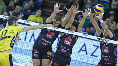 Civitanova, Modena e Perugia aprono la corsa all'Europa