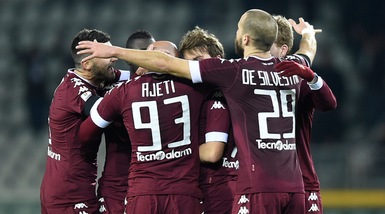 Suzuki, al Motor Show con i giocatori del Torino FC