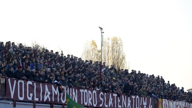 "Vogliamo un Toro scatenato": i tifosi caricano la squadra in vista del derby