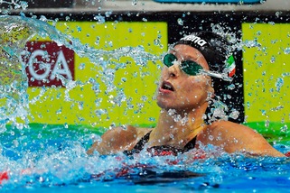 Pellegrini show: vola in finale dei 100 sl