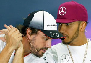 F1, Hamilton apre ad Alonso: «Prossimo pilota deve essere esperto»