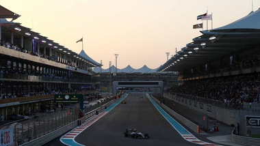 F1, Mercedes lancia il casting: ecco l'ironico annuncio di lavoro