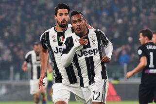 Alex Sandro: «Il derby? Voglio la Juventus forte che conosco»