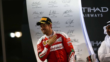 F1, Vettel: «Non mi interessa la Mercedes, resto alla Ferrari»
