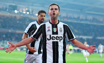 Pjanic: «Juve-Roma sarà speciale, lotteranno per lo scudetto a noi»