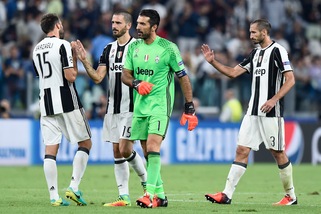 Premiata Juventus, forniture per Nazionali