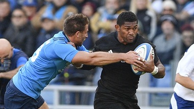 Lotta alle fughe all'estero: che stipendi per gli All Blacks!