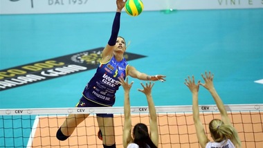 Malinov guida l'Imoco Volley Conegliano al 3-0 sul Telekom Baku