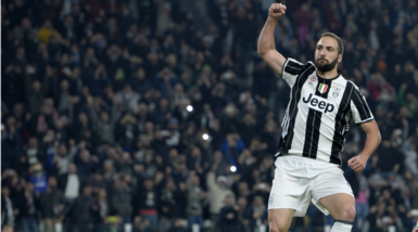 Juve-Roma, caccia al bomber: Higuain meglio di Dzeko