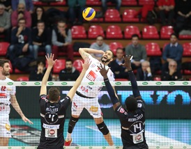 La Cucine Lube non fa sconti. Modena perde un punto con Milano