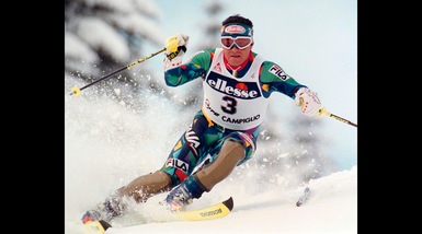 Alberto Tomba festeggia 50 anni: auguri leggenda!