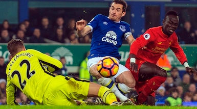 Premier League, Everton-Liverpool 0-1: decide Mané al 94'