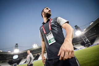 La Juve "assaggia" il campo a Doha: Higuain è già carico