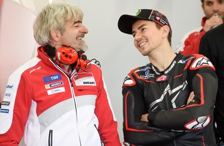 Lorenzo: «La MotoGp vive un periodo d'oro»