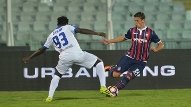 Serie A Crotone, ancora a parte Claiton-Tonev