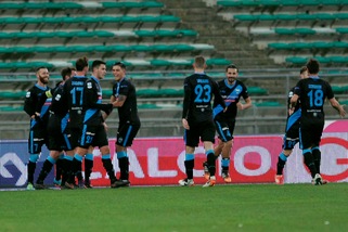 Serie B, Bari-Spal 1-1: Maniero e Antenucci a segno