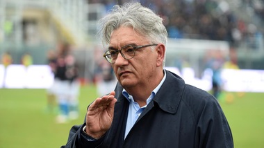 Serie A Crotone, si dimette il presidente Vrenna
