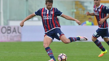 Serie A Crotone, Rohden ancora fermo ai box