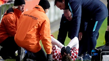 Pjaca si fa male durante Estonia-Croazia