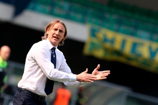 Serie A, Nicola: «Il Crotone c'è. Avanti senza tabelle»