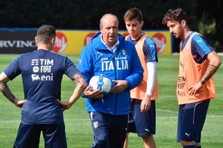 Italia, Ventura: «Ricambio generazionale per fare la storia»