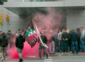 Juventus, la carica dei tifosi a Barcellona: «Ti dedichiamo la nostra vita»