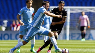 Serie A Palermo  Nestorovski a parte. Silva lavora col gruppo