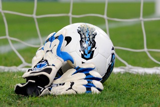 Serie C Arezzo, l'allenatore Bellucci sollevato dall'incarico: ecco Pavanel