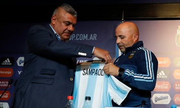 Argentina, Sampaoli è il nuovo ct: «Dybala impressionante»