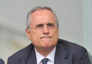 Serie A Lazio, Lotito in Sinagoga con Anderson e Wallace: «Noi contro ogni forma di razzismo»