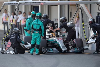 F1 Mercedes, Hamilton: «Con Vettel è acqua passata»