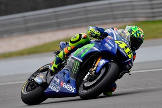 MotoGp, Ricciardo: «Adoro Valentino Rossi, è incredibile»