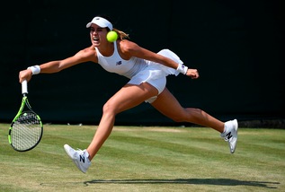 Wimbledon, infortunio Mattek-Sands e polemica campi