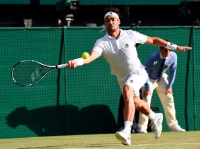 Fognini spaventa Wimbledon, ma Murray la spunta e vola agli ottavi