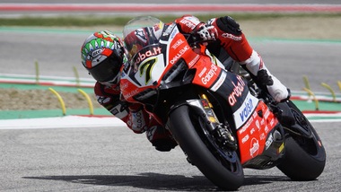 SBK, Laguna Seca Davies domina le libere