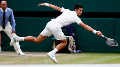 Tennis, Wimbledon: Djokovic batte Mannarino e vola ai quarti