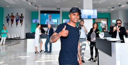 Juventus, ora la Roma: Douglas Costa ok, cautela per Szczesny