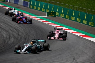 F1, Silverstone: Hamilton favorito, Vettel a 3,50