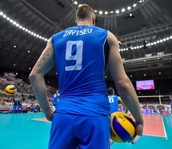 Risolto il caso Zaytsev. Giocherà con Mizuno personalizzate