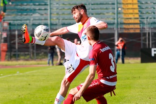 Calciomercato Ascoli, biennale per Buzzegoli