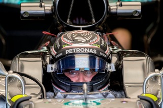 F1 Gp Silverstone: ancora Mercedes nelle seconde libere, Vettel 4°