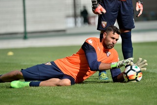 Torino, Sirigu: «Un privilegio affrontare la Juventus da granata»