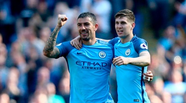 Calciomercato, Guardiola: «Kolarov vuole la Roma»