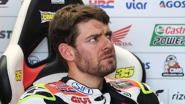 MotoGp, Crutchlow: «Iannone sta sprecando il suo talento e non se ne preoccupa»