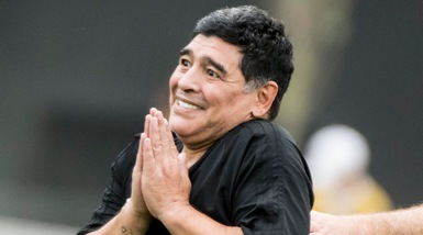 Maradona: «Var ok ma avrebbe annullato il mio gol di mano»