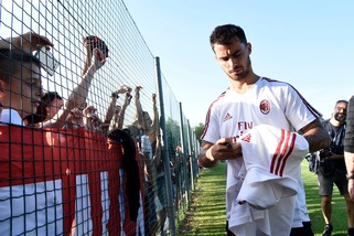 Cambio d'agente per Suso: si tornerà a parlare del rinnovo col Milan