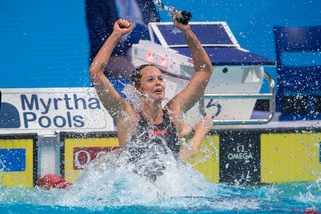 Mondiali, Federica Pellegrini è leggenda: oro nei 200 stile libero