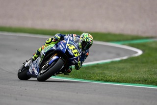 MotoGp, Rossi gira con i giovani talenti a Misano