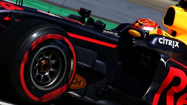 F1 Malesia: Red Bull prime sul bagnato, Vettel è 5°